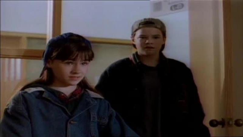 Кадры из сериала Робокоп / Робот-полицейский (1994)